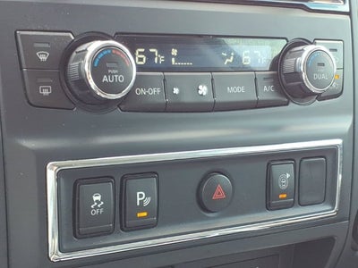2022 Nissan Titan SV