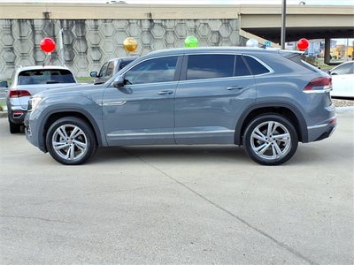 2024 Volkswagen Atlas Cross Sport 2.0T SEL R-Line