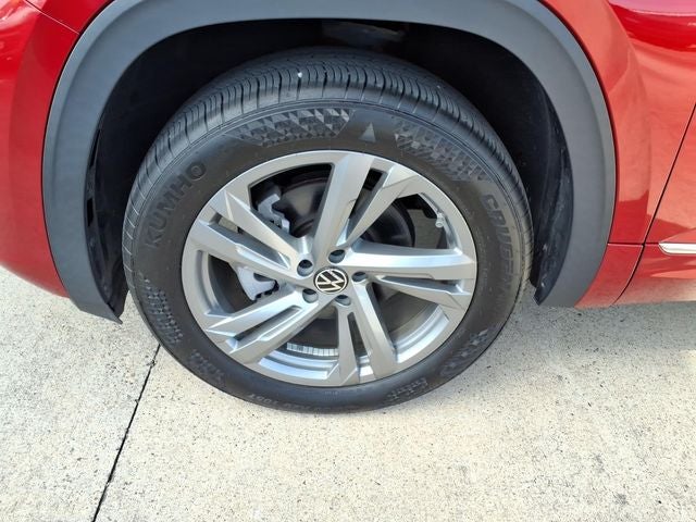 2024 Volkswagen Atlas Cross Sport 2.0T SEL R-Line