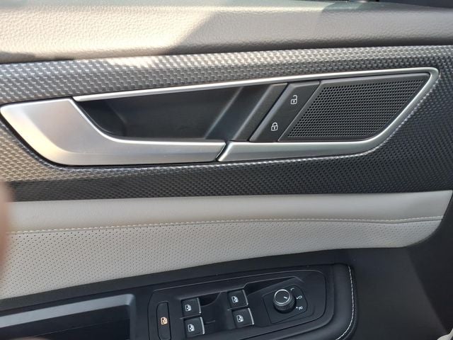 2024 Volkswagen Atlas Cross Sport 2.0T SEL