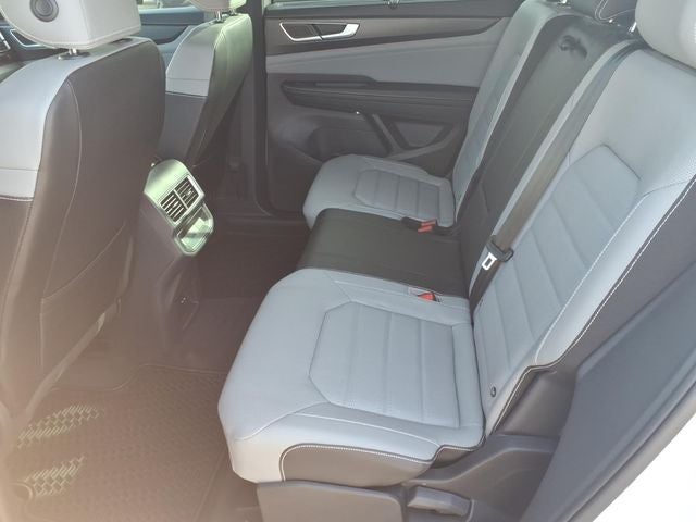 2024 Volkswagen Atlas Cross Sport 2.0T SEL