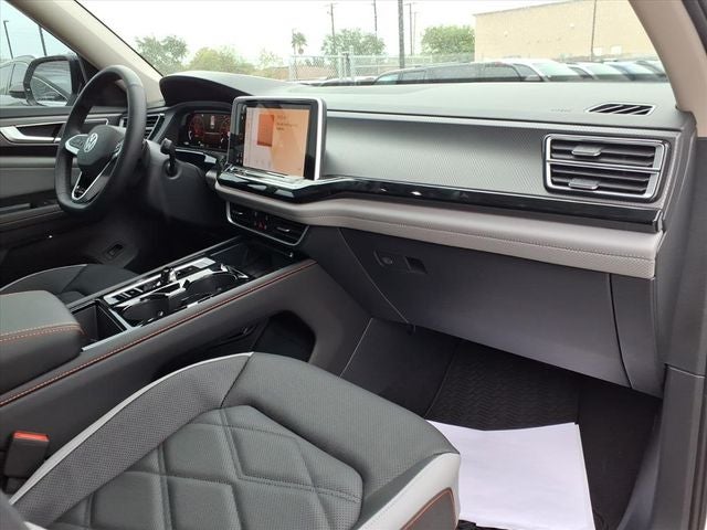 2026 Volkswagen Atlas Peak Edition