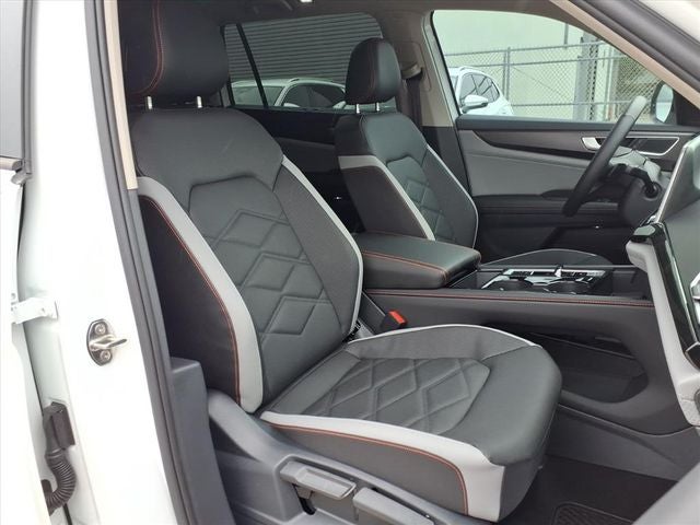 2026 Volkswagen Atlas Peak Edition