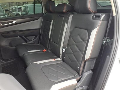 2026 Volkswagen Atlas Peak Edition