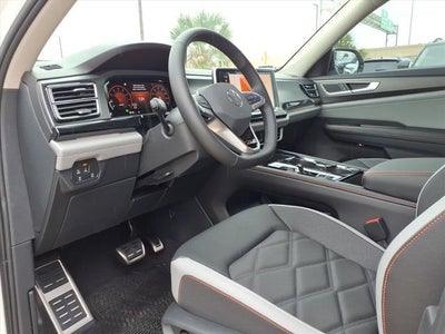 2026 Volkswagen Atlas Peak Edition