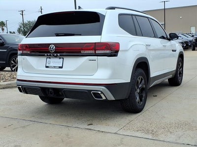 2026 Volkswagen Atlas Peak Edition