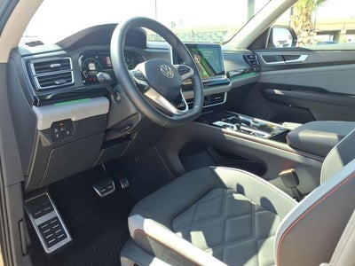2025 Volkswagen Atlas 2.0T Peak Edition