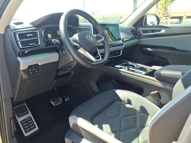 2025 Volkswagen Atlas 2.0T Peak Edition