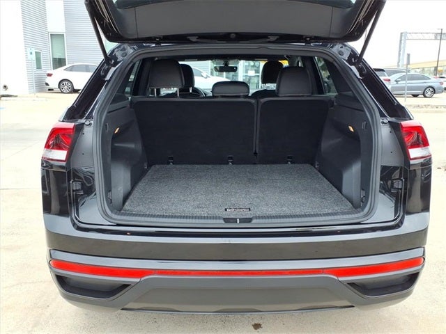 2022 Volkswagen Atlas Cross Sport 2.0T SE