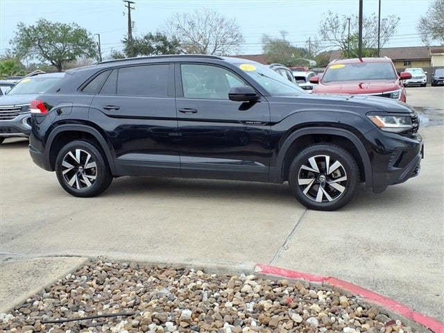 2022 Volkswagen Atlas Cross Sport 2.0T SE
