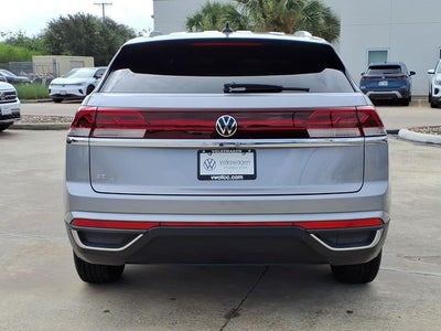 2024 Volkswagen Atlas Cross Sport 2.0T SE