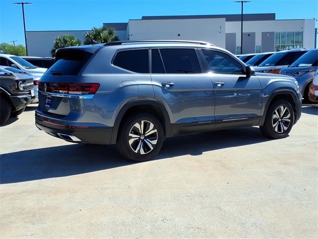 2024 Volkswagen Atlas 2.0T SE