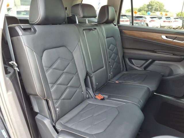 2024 Volkswagen Atlas 2.0T SE