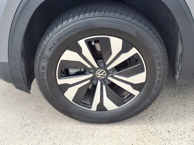 2024 Volkswagen Atlas 2.0T SE