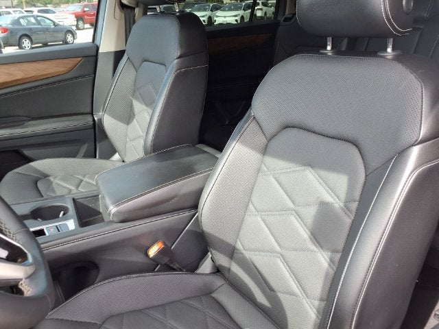 2024 Volkswagen Atlas 2.0T SE