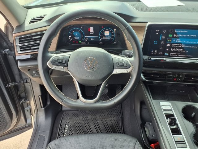 2024 Volkswagen Atlas 2.0T SE