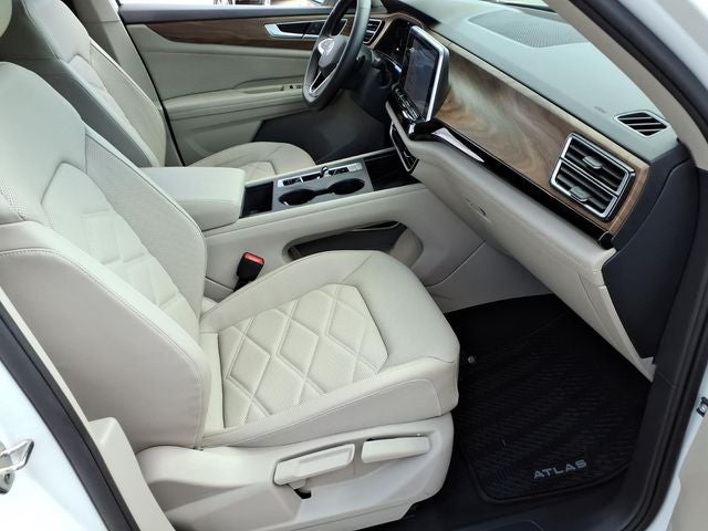 2024 Volkswagen Atlas 2.0T SE