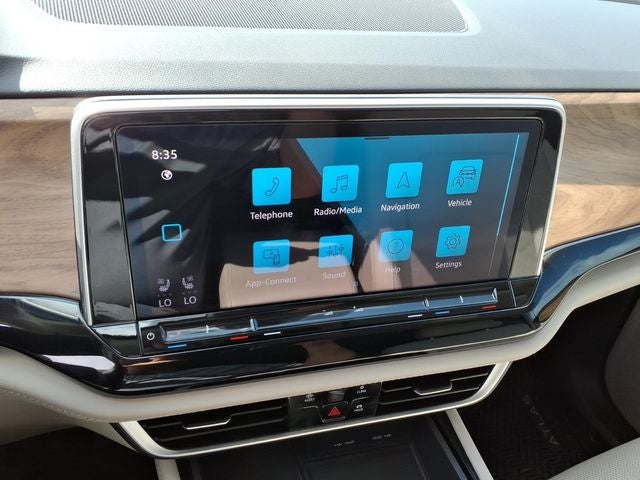 2024 Volkswagen Atlas 2.0T SE