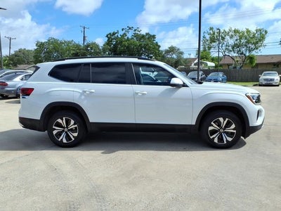 2024 Volkswagen Atlas 2.0T SE