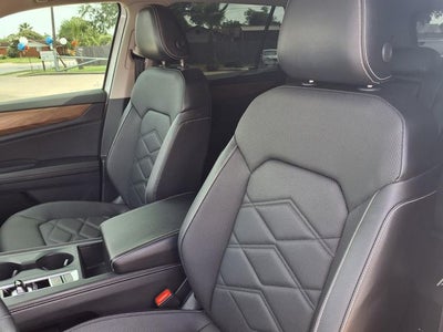 2024 Volkswagen Atlas 2.0T SE