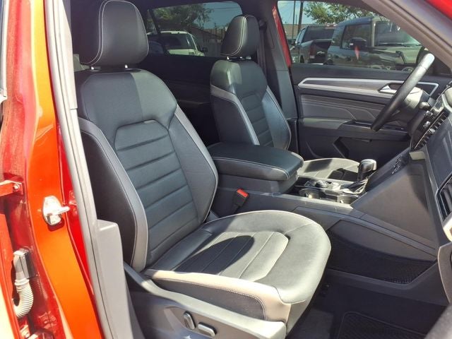 2023 Volkswagen Atlas Cross Sport 3.6L V6 SEL Premium R-Line