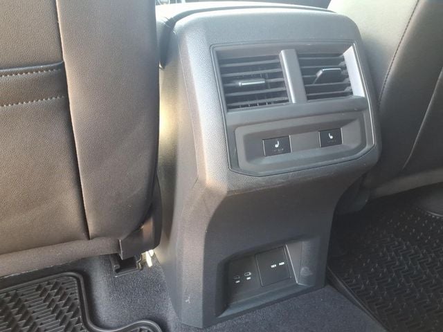 2023 Volkswagen Atlas Cross Sport 3.6L V6 SEL Premium R-Line