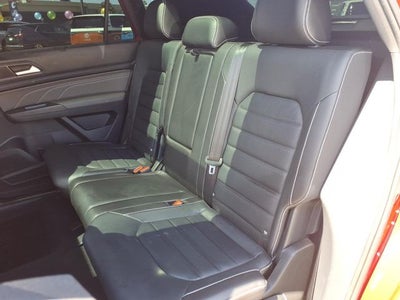 2023 Volkswagen Atlas Cross Sport 3.6L V6 SEL Premium R-Line