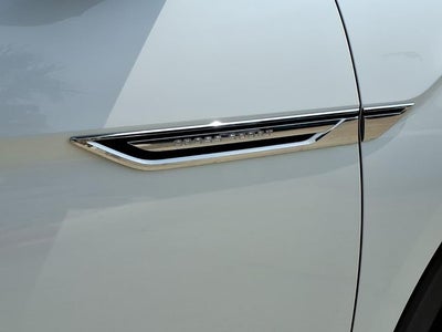 2022 Volkswagen Atlas Cross Sport 3.6L V6 SEL Premium R-Line