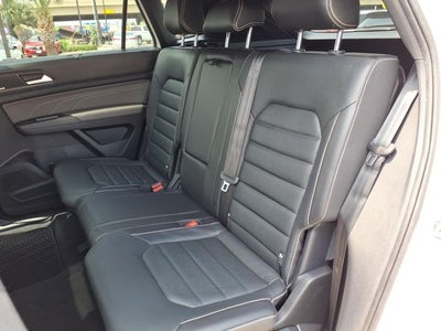 2022 Volkswagen Atlas Cross Sport 3.6L V6 SEL Premium R-Line