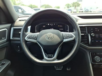 2022 Volkswagen Atlas Cross Sport 3.6L V6 SEL Premium R-Line