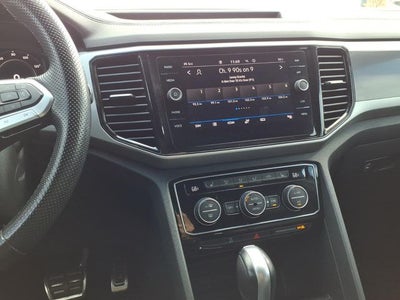 2023 Volkswagen Atlas Cross Sport 3.6L V6 SEL Premium R-Line