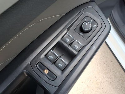 2023 Volkswagen Atlas Cross Sport 3.6L V6 SEL Premium R-Line