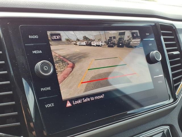 2023 Volkswagen Atlas Cross Sport 3.6L V6 SEL Premium R-Line