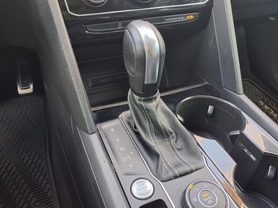 2023 Volkswagen Atlas Cross Sport 3.6L V6 SEL Premium R-Line