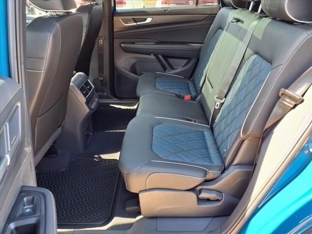 2025 Volkswagen Atlas Cross Sport 2.0T SEL Premium R-Line