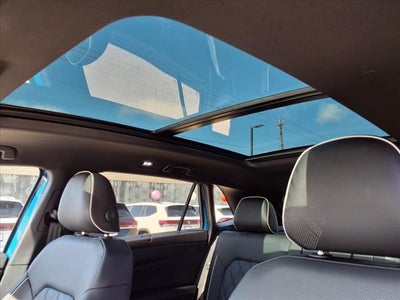 2025 Volkswagen Atlas Cross Sport 2.0T SEL Premium R-Line
