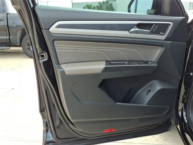 2023 Volkswagen Atlas 3.6L V6 SEL Premium R-Line