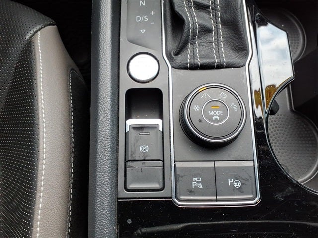 2023 Volkswagen Atlas 3.6L V6 SEL Premium R-Line