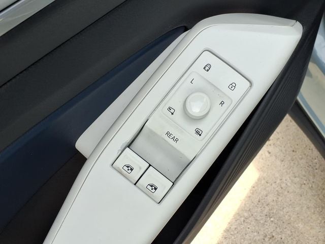 2023 Volkswagen ID.4 Pro S Plus