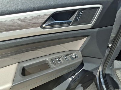 2023 Volkswagen Atlas Cross Sport 2.0T SE w/Technology