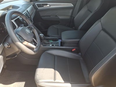 2023 Volkswagen Atlas Cross Sport 2.0T SE w/Technology