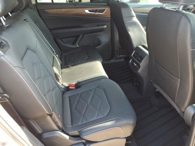 2026 Volkswagen Atlas SE w/Technology