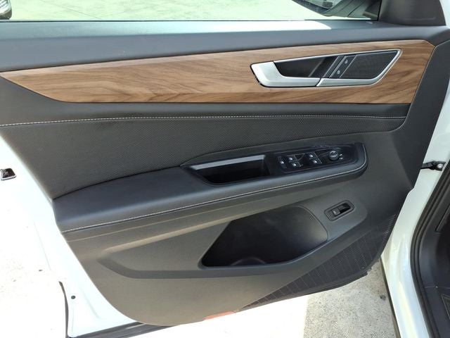 2026 Volkswagen Atlas SE w/Technology
