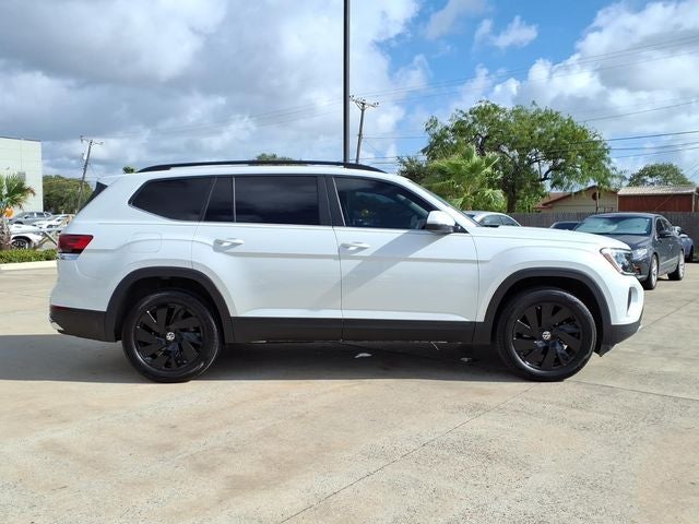 2026 Volkswagen Atlas SE w/Technology