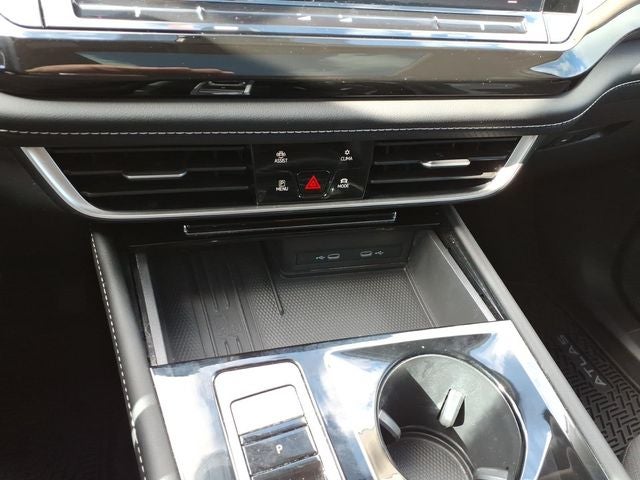 2026 Volkswagen Atlas SE w/Technology