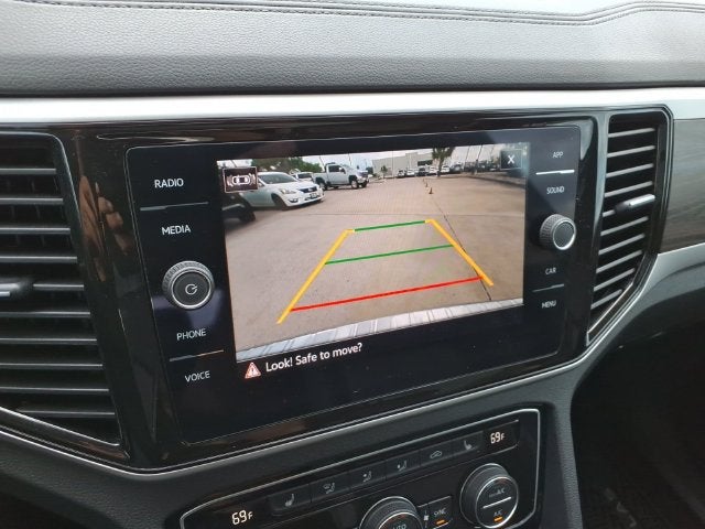 2023 Volkswagen Atlas 3.6L V6 SE w/Technology