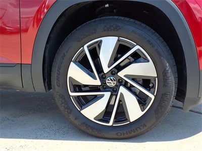 2024 Volkswagen Atlas Cross Sport 2.0T SE w/Technology