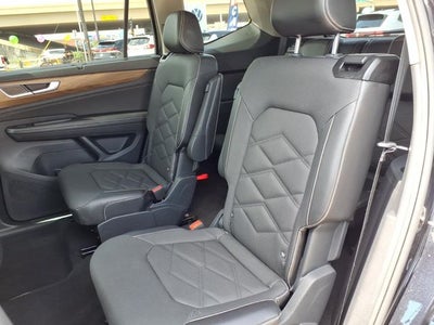 2024 Volkswagen Atlas 2.0T SE w/Technology