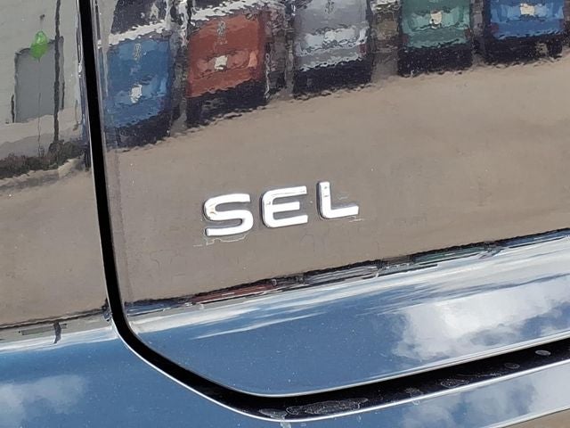 2022 Volkswagen Atlas Cross Sport 2.0T SEL R-Line