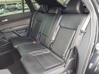 2022 Volkswagen Atlas Cross Sport 2.0T SEL R-Line